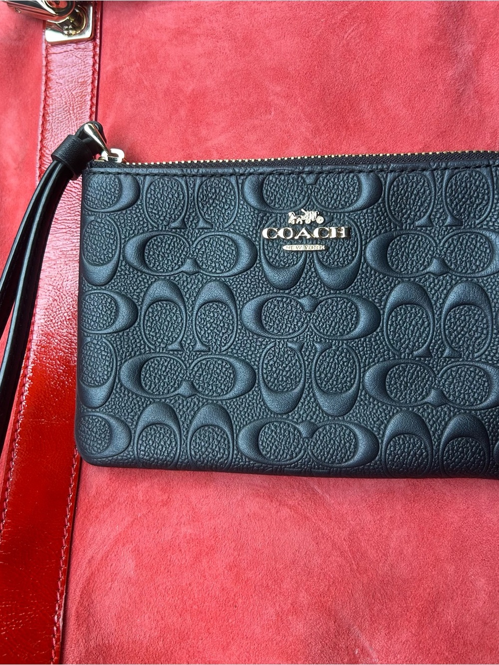 NWOT Coach leather puffy wristlet - Picture 6 of 6